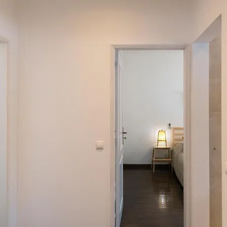 Casa Portus - *