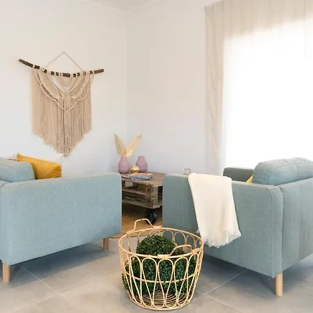 Casa Portus - *